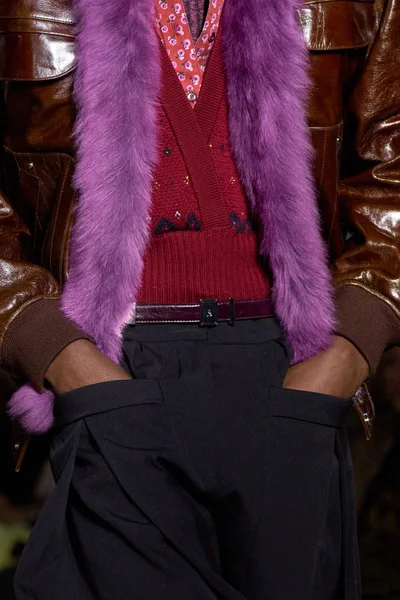 Look 38